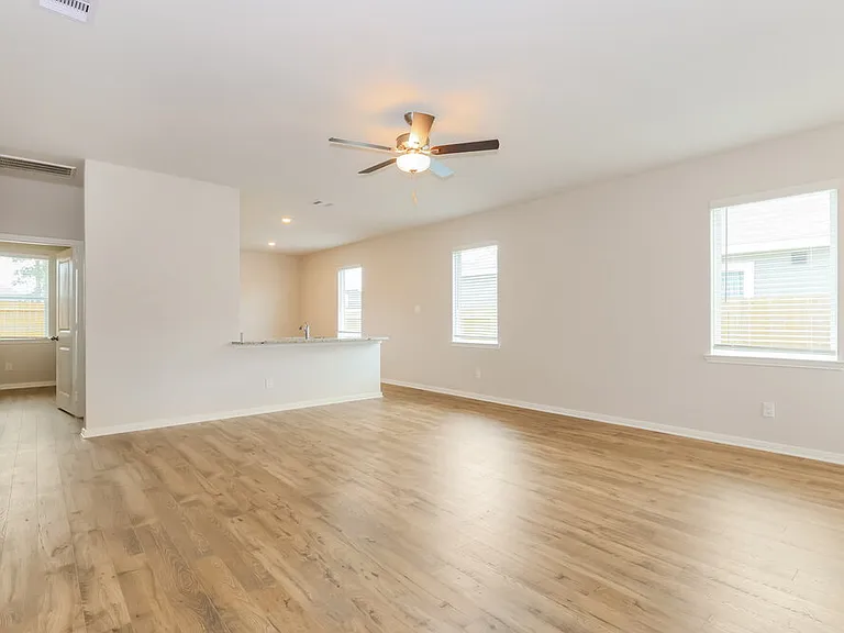 15642 Plum Brook Dr — Photo 6