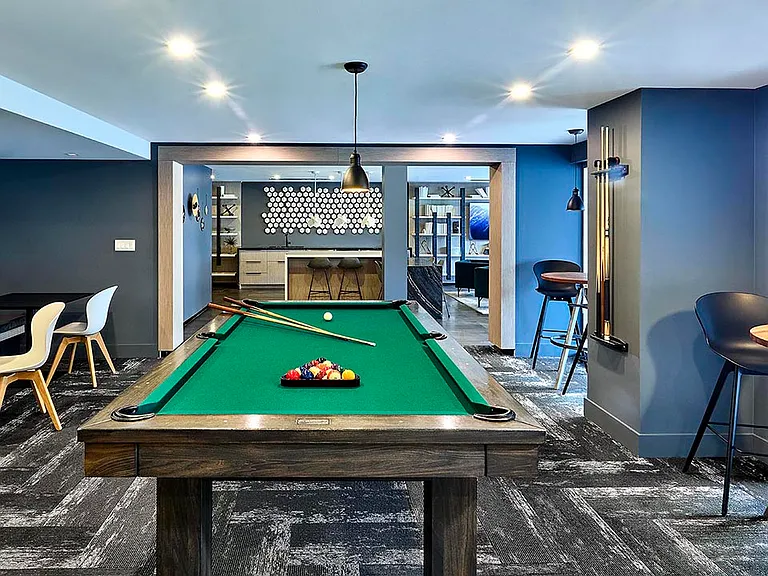 Griffis Pompano Beach Resident Lounge