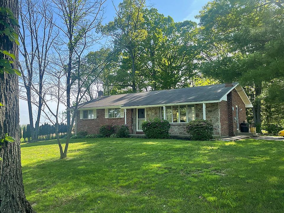 1st image of 5607 Sherwood Dr