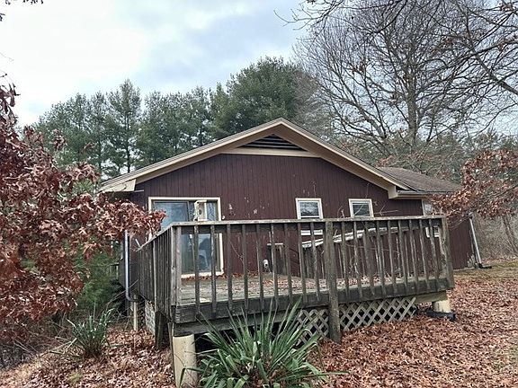 4th image of 113 Crooked Ln