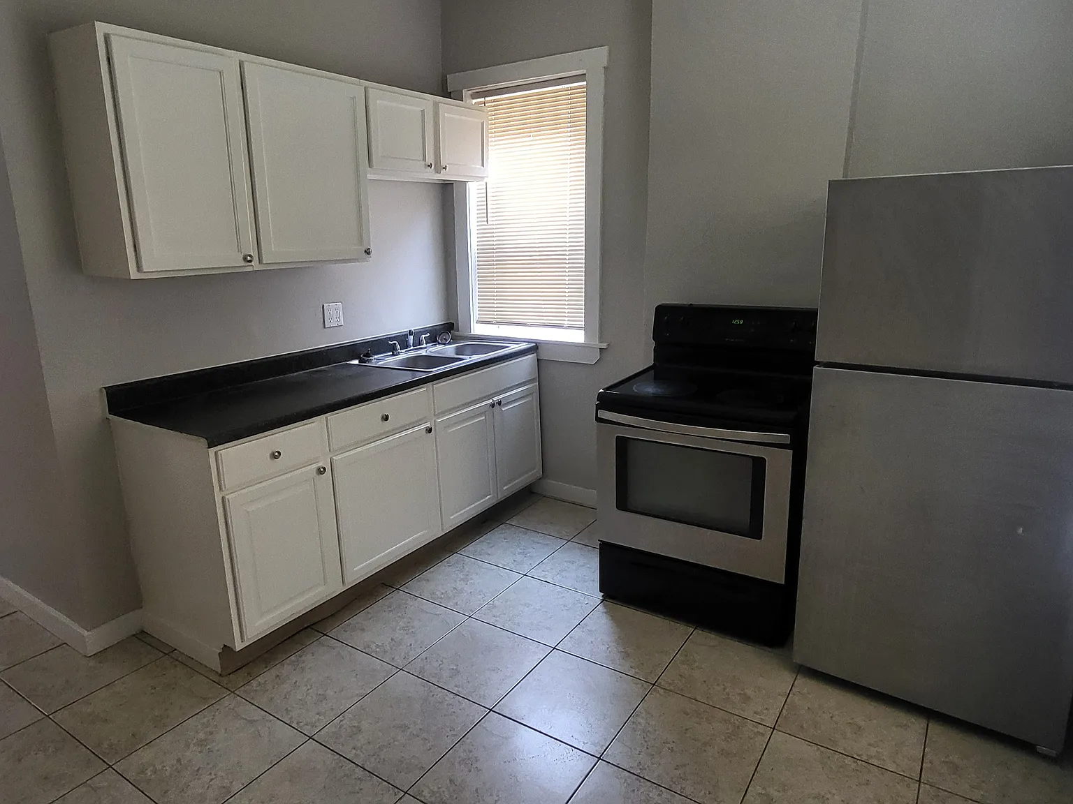 1 bed, 650 sqft, $825 — Photo 2