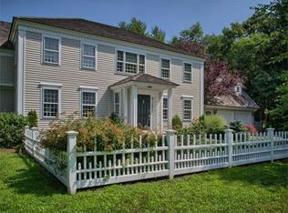 156 Prospect St, Hingham, MA 02043