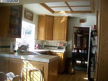 4th image of 2573 Saint Lawrence Dr