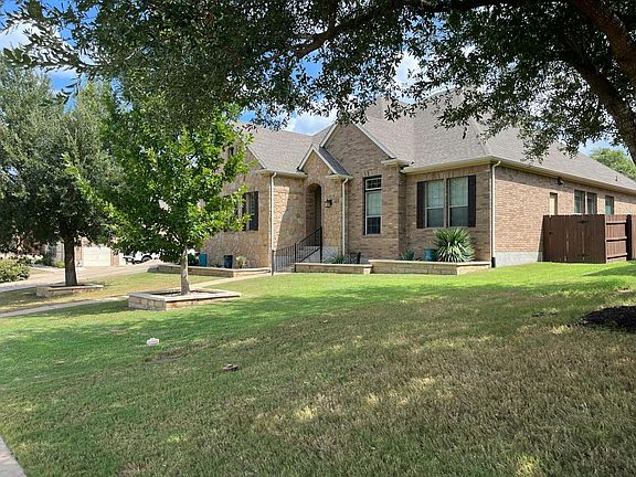 2nd image of 540 Aspen Dr