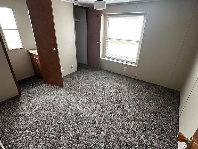 2021 N Battlebell Rd #21 — Photo 2