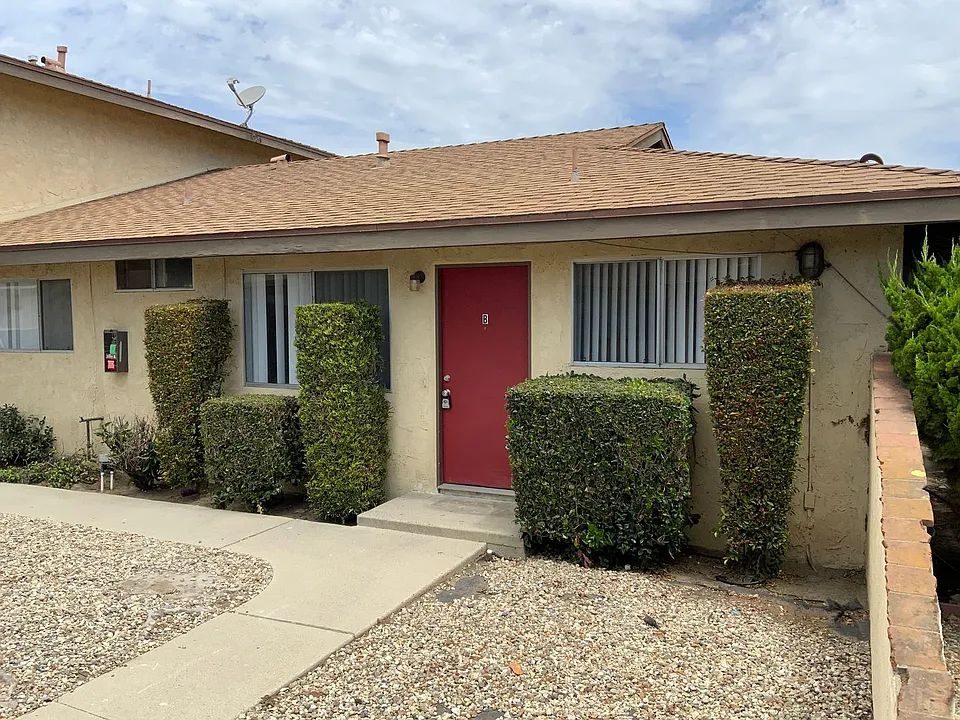 2005 N Ventura Rd