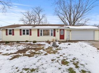 19924 S Hillgate Rd, Mokena, IL 60448