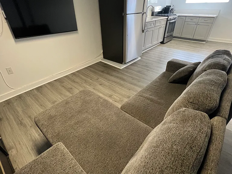 1845 Tomlinson Ave #1 — Photo 3