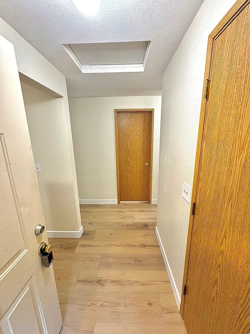 Scholls Crossing Apartments — Photo 2