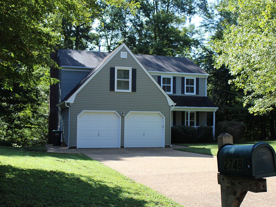 1st image of 2748 Linden Ln