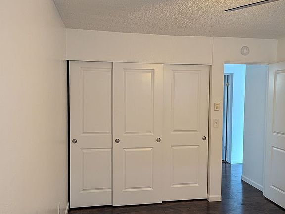 5th image of 421 Bellevue Ave E APT 201