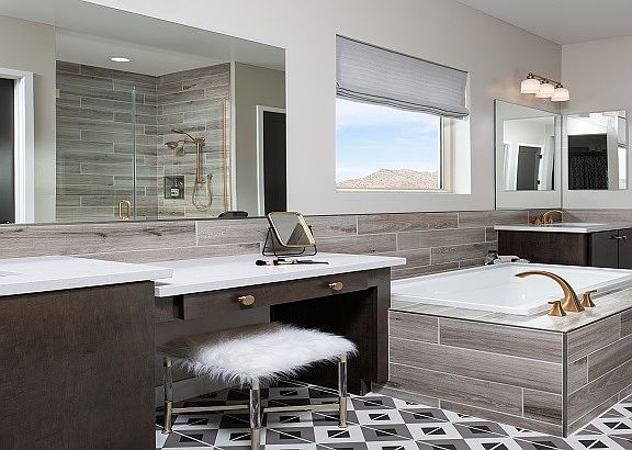 Estrella Crossing Community - Topaz Interior Image 5
