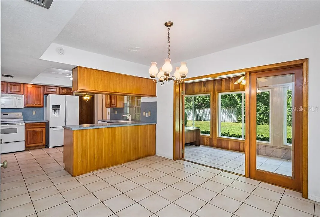 4 bed, 2.5 bath, 2603 sqft, $3,500 — Photo 3