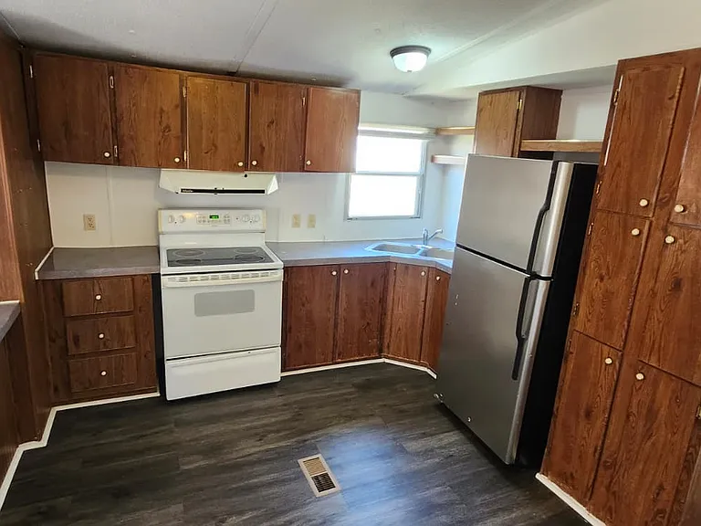 8364 Cedar St #13 — Photo 15