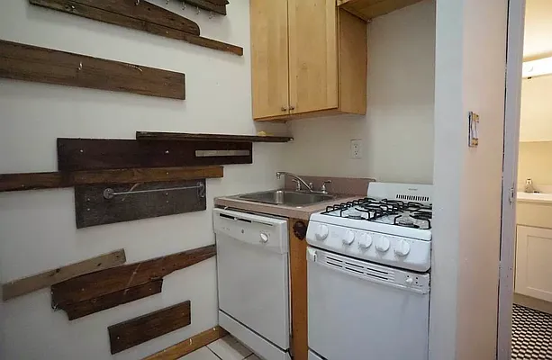 Rented by Crosstown Apartments NYC | media 15