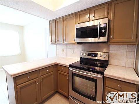5th image of 16819 Fort Oswego St