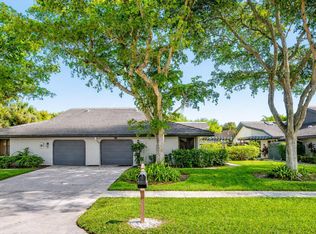 5041 Pine Dr, Boynton Beach, FL 33437