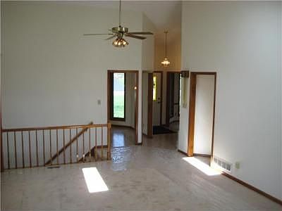 4th image of 8543 Chateau Dr NW