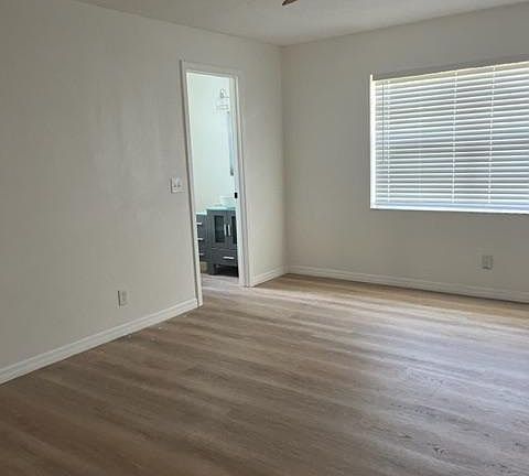 3rd image of 240 Sanchez Ave