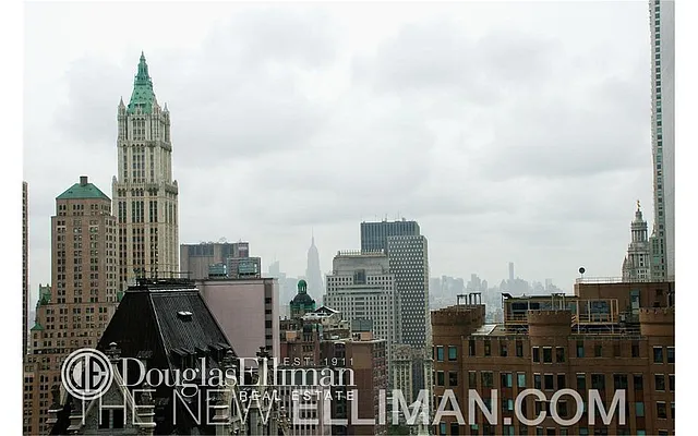 Rented by Douglas Elliman | media 24