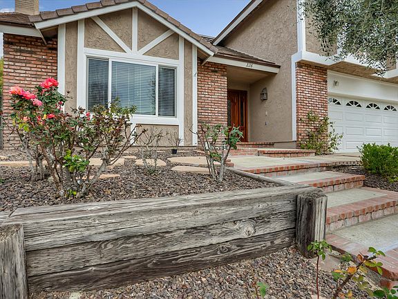4th image of 326 Fox Ridge Dr