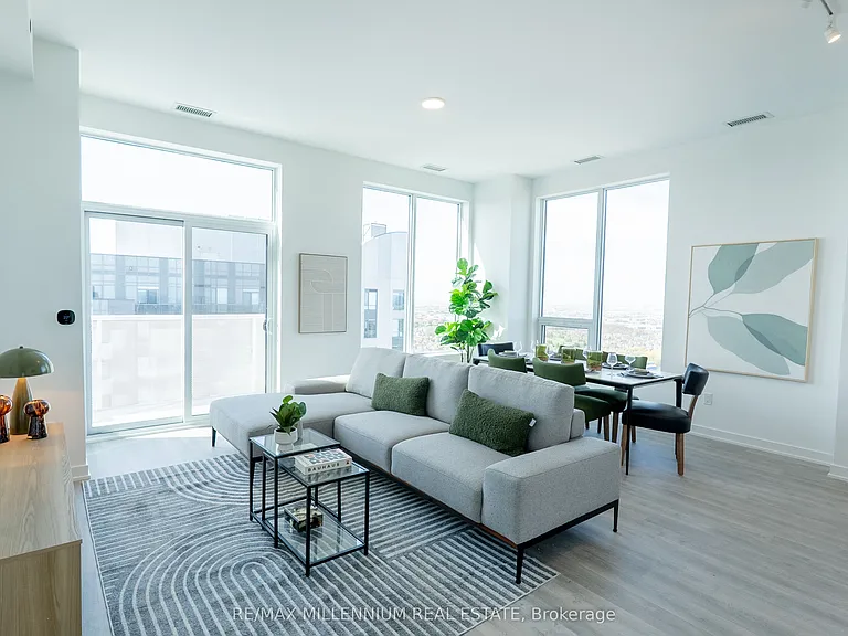 5105 Hurontario St #Penthouse 6 — Photo 7
