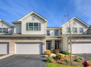 1021 N Auburn Ridge Dr, Palatine, IL 60067