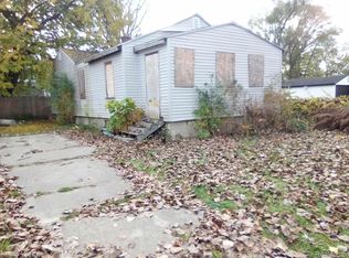 21340 Garden Ln, Ferndale, MI