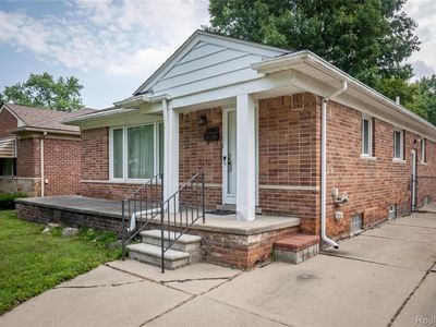 15654 Denby St, Redford, MI, 48239