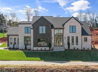 762 Royal Jasmine Ct, Winston Salem, NC 27106