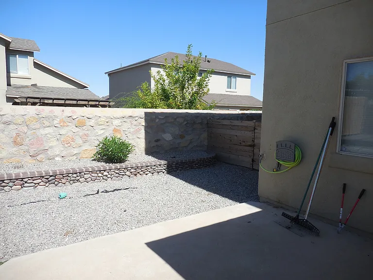 7045 Eagle Nest Ct — Photo 35