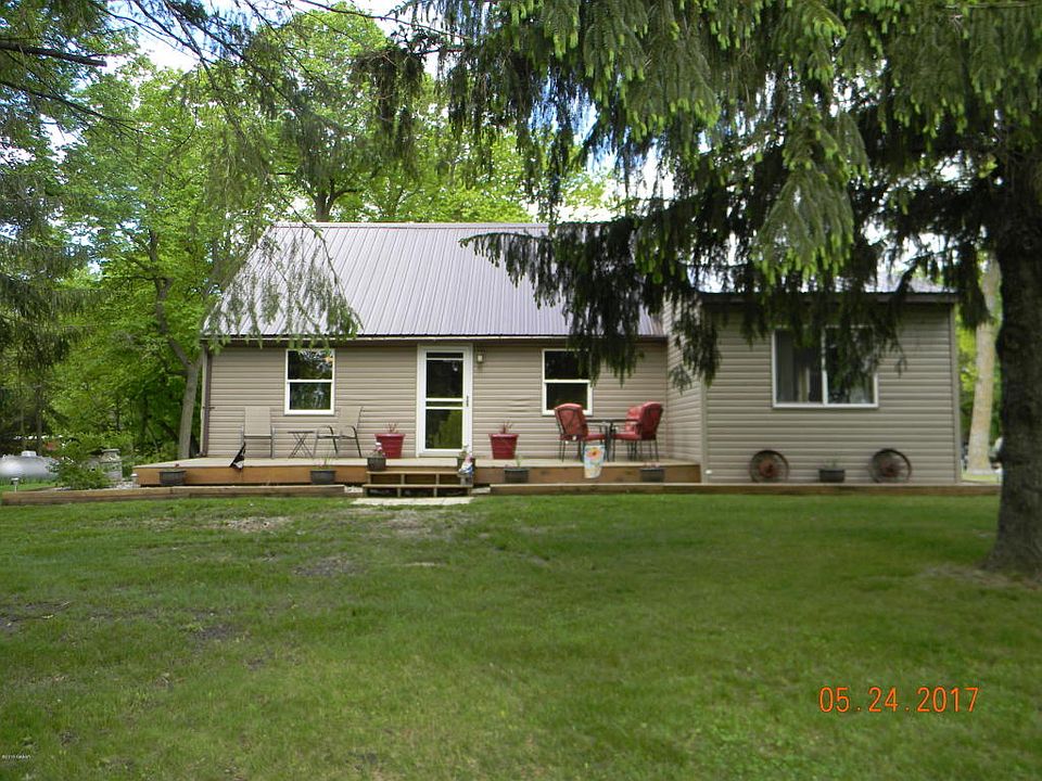 1st image of 1102 Birch Ave