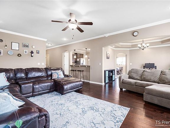 3rd image of 3021 W Tiger Eye Dr