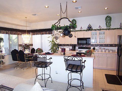 Open Kitchen