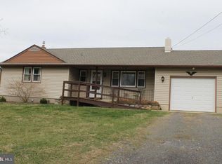 9 Cord Way, Ottsville, PA 18942