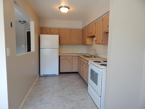 3rd image of 3101 Bromley Pl APT 1