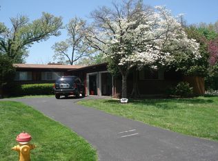 511 Hinsdale Ct, Saint Louis, MO