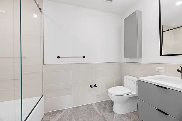 Rented by REAL New York | media 42