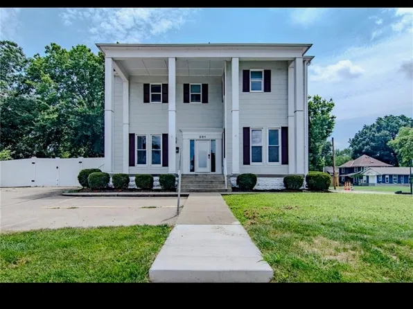 201 N Maguire St, Warrensburg, MO 64093