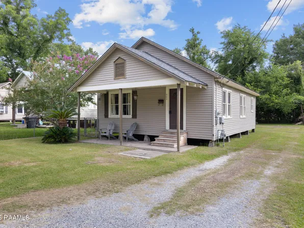 404 Loraine St, Abbeville, LA 70510