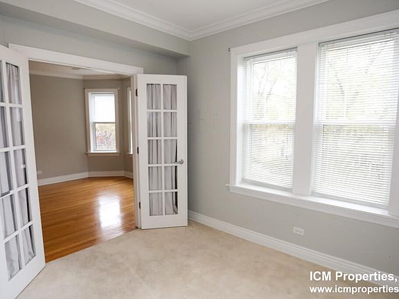 4th image of 4869 N Hermitage Ave APT 3W