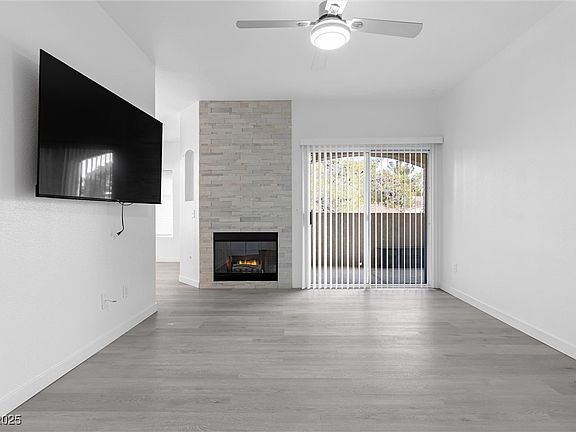 2nd image of 509 Indian Bluff St Unit 202