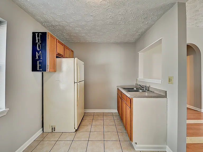 1409 Union St #2 — Photo 9