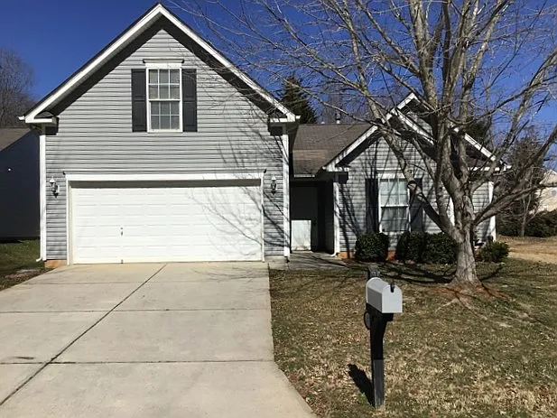 3 bed, 2.0 bath, 1601 sqft, $1,885 — Photo 1
