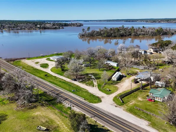 224 Steinback Ave, Trinity, TX 75862