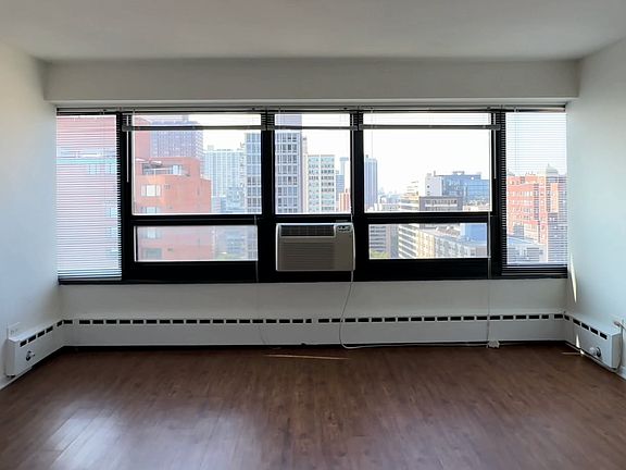 4th image of 3130 N Lake Shore Dr APT 2008