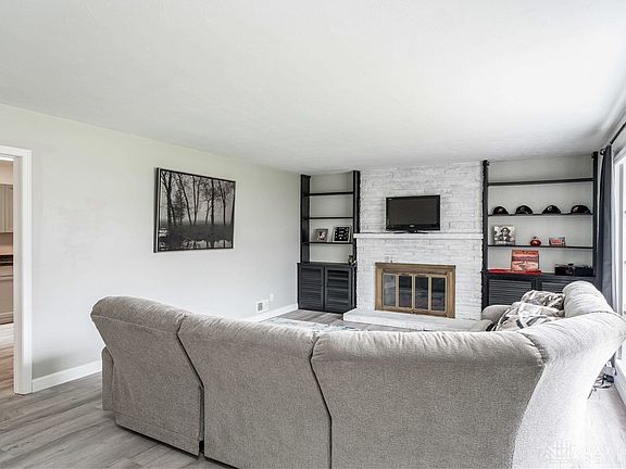 5th image of 86 Mound St