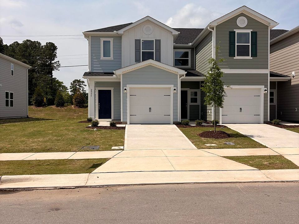 1st image of 2046 Oakdale Dr