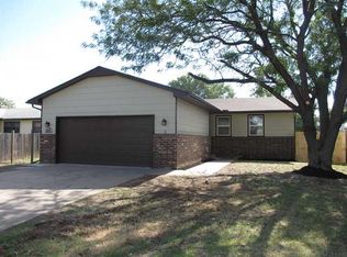 3945 W 32nd St S, Wichita, KS 67217