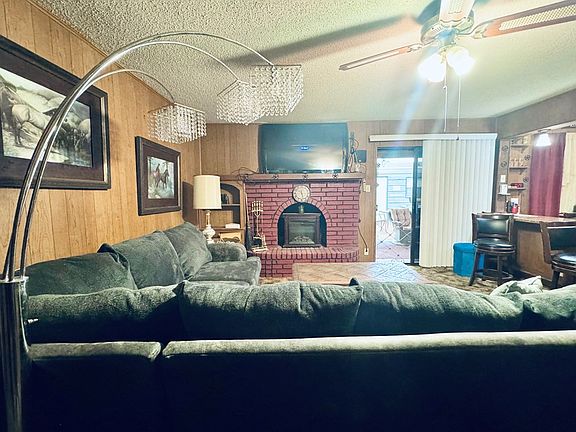 2nd image of 281 Twin Oaks Dr